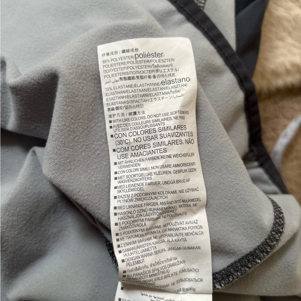 Under Armour Men's Performance Fleece Pullover Sweater Cold Gear Storm 1 Medium - Picture 6 of 9